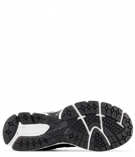 New Balance Sneaker M2002 Black (RBK)
