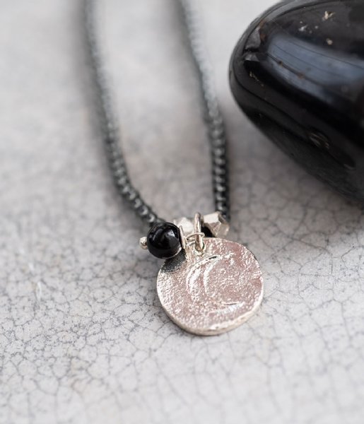 A Beautiful Story Necklace Truly Black Onyx Moon Necklace silver (BL24908)