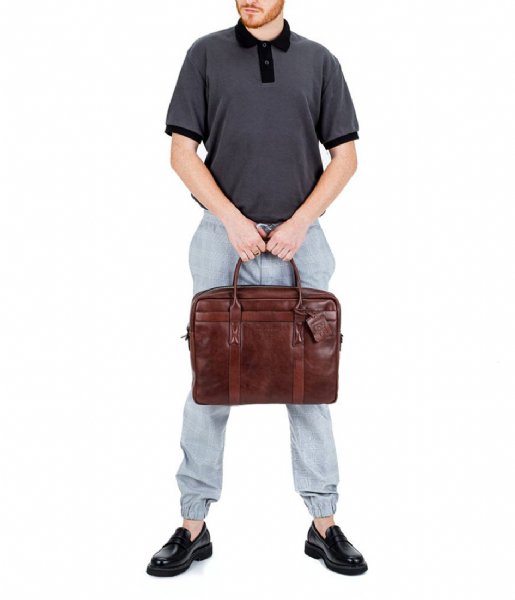 Burkely Laptop Shoulder Bag Suburb Seth Laptopbag 15.6 Inch Brown (22)